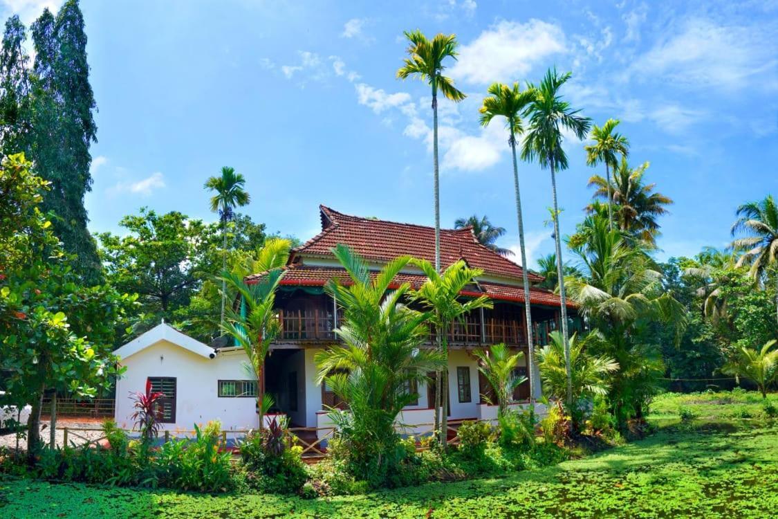 Hotel Kumarakom Lakeview Heritage Exteriér fotografie